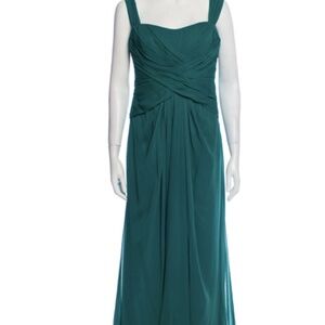 French Designer Monique LHuillier Formal Gown